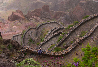 Kap Verde: Trekking und Relaxen auf Sotavento - Serpentinen